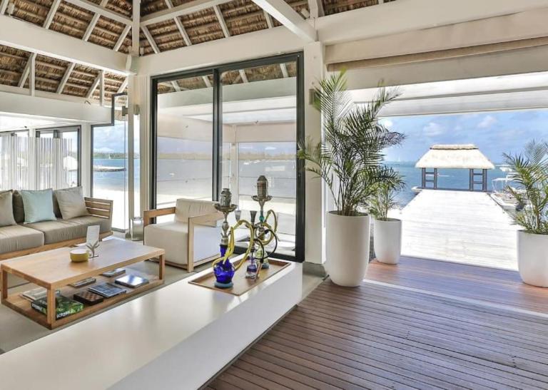 Sea View Anahita Golf and Spa Resort Apartment - B&B Beau Champ