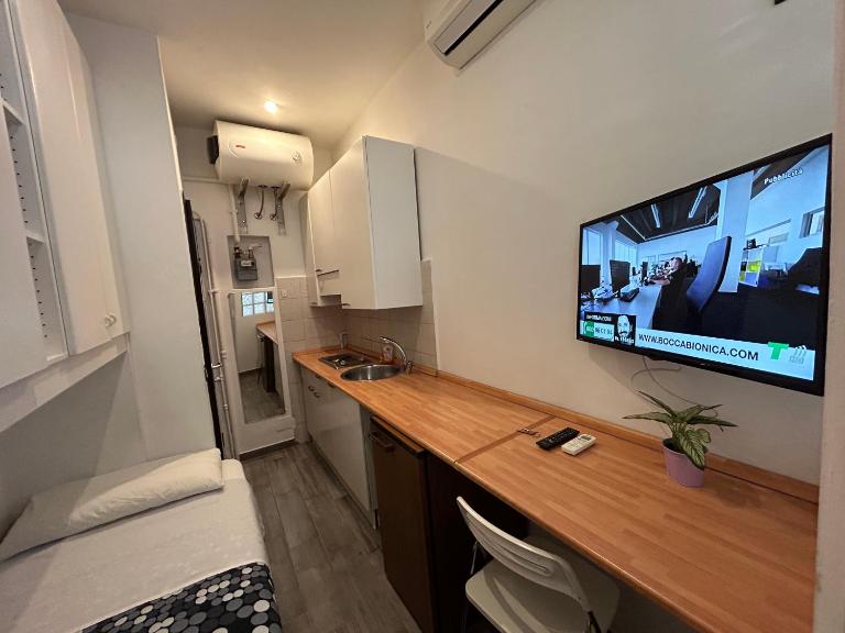 Studio in zona Loreto vicino metro MM1 e MM2 - Lippino - Ferienwohnung Mailand