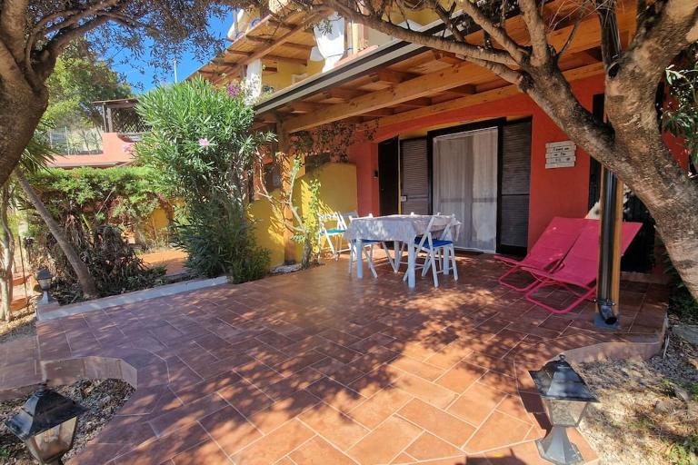 Happy sun on the hill - B&B Olbia