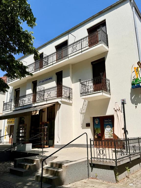 Heviz Gracia Apartment - B&B Hévíz