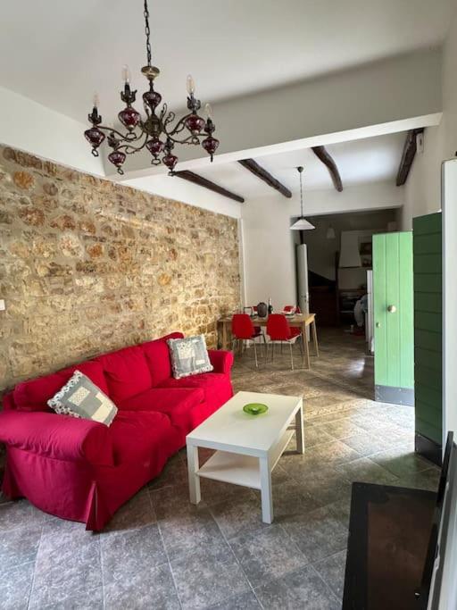 Alechimmo Authentic Corfiot Style House - 2 Bedrooms - Split Level - B&B Lefkimmi