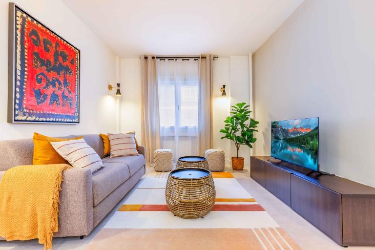 Apartamento Puerta de America VII en Madrid - B&B Madrid
