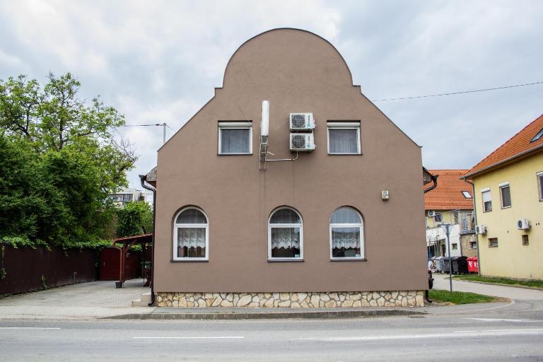 Fitt Magánszálláshely - Ferienwohnung Sásd