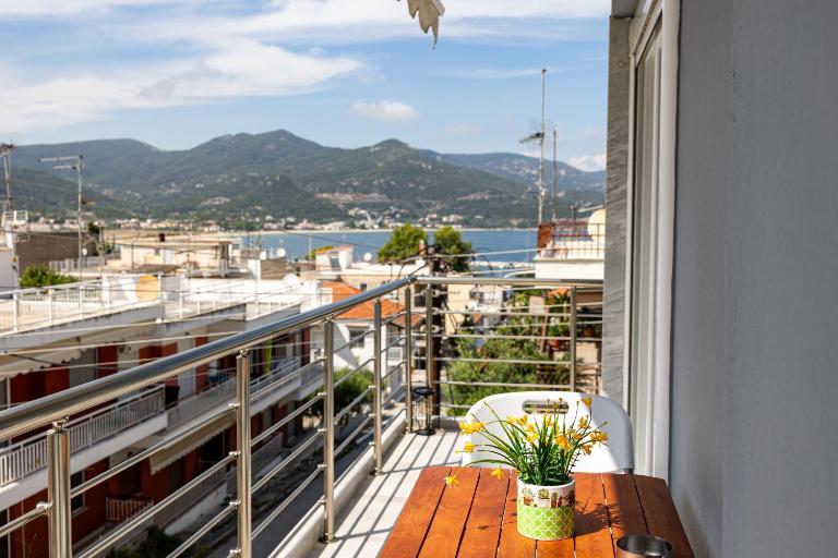 Teo Apartment - B&B Irakleitsa
