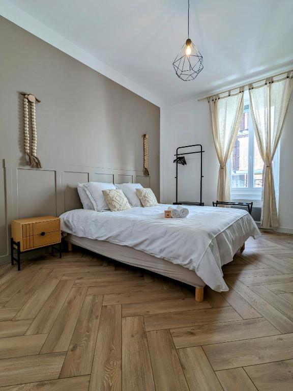 My'Home, centre-ville ancien - B&B Roanne