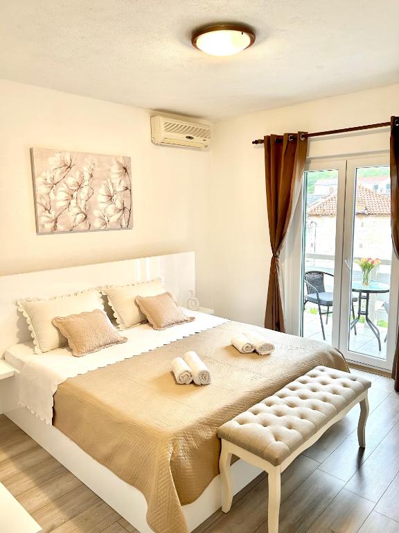 Apartman Zorka - Ferienwohnung Povlja