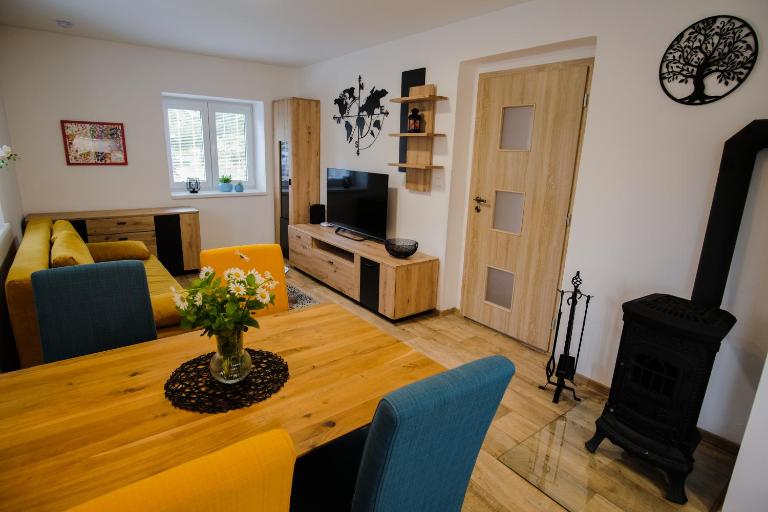 APARTMÁN ZLATÝ DUB - B&B Dubí
