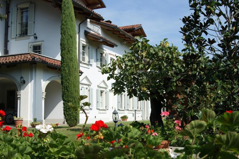 Villagaia Country House - B&B Montafia