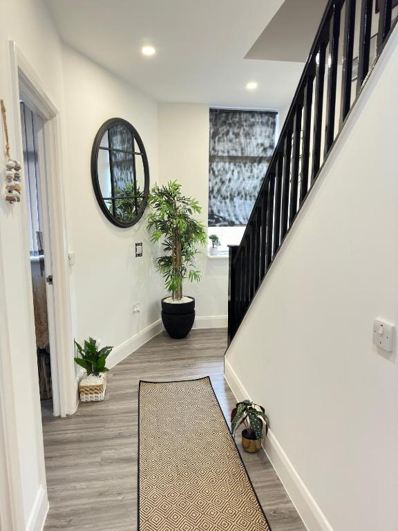 JayGees luxury homes - B&B Lower Gornal