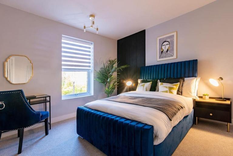 Central Sheffield Stay, Work Trips, Contractors & City Breaks - B&B Sheffield