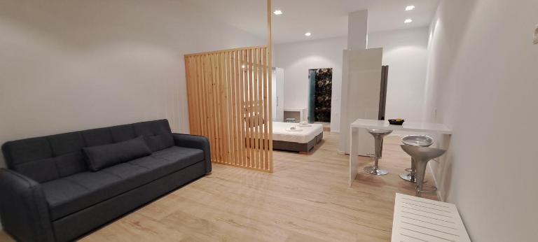 Apartments ampoulos DownTown - B&B Mytilene