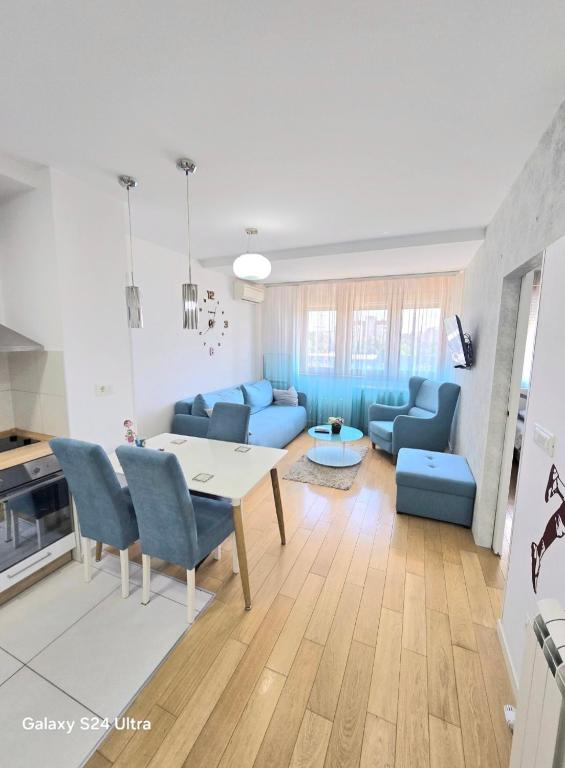 A BLOK1 NEW BELGRADE - Bed and Breakfast Novi Beograd