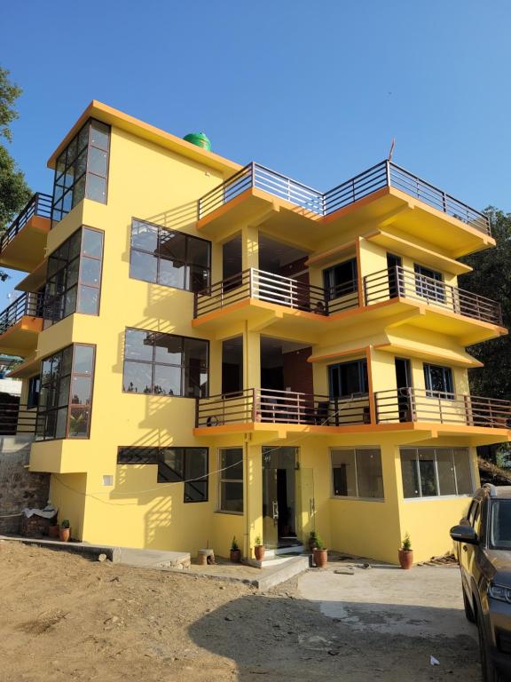 11 Gaon Homestay Lansdowne - B&B Lansdowne