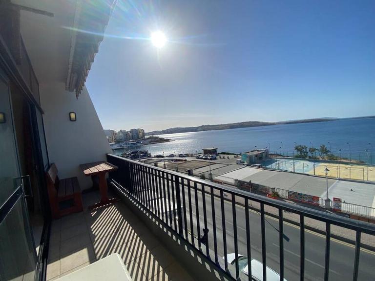 Seafront Apartment by MA Properties - B&B San Pawl il-Baħar