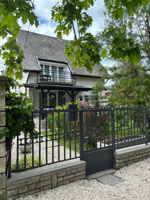 Csobánc Ház - B&B Siófok