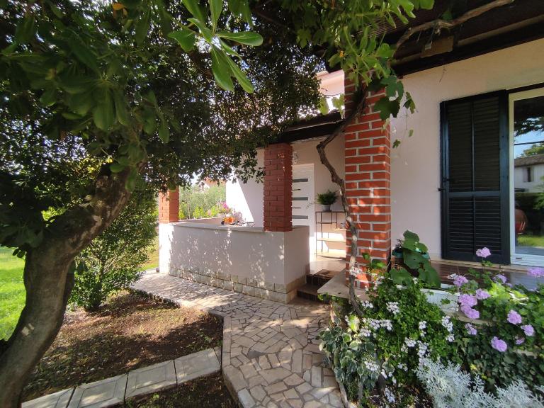 Jane - B&B Parenzo