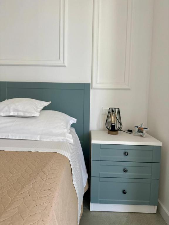 Apartments Lozina - Bed and Breakfast Drvenik