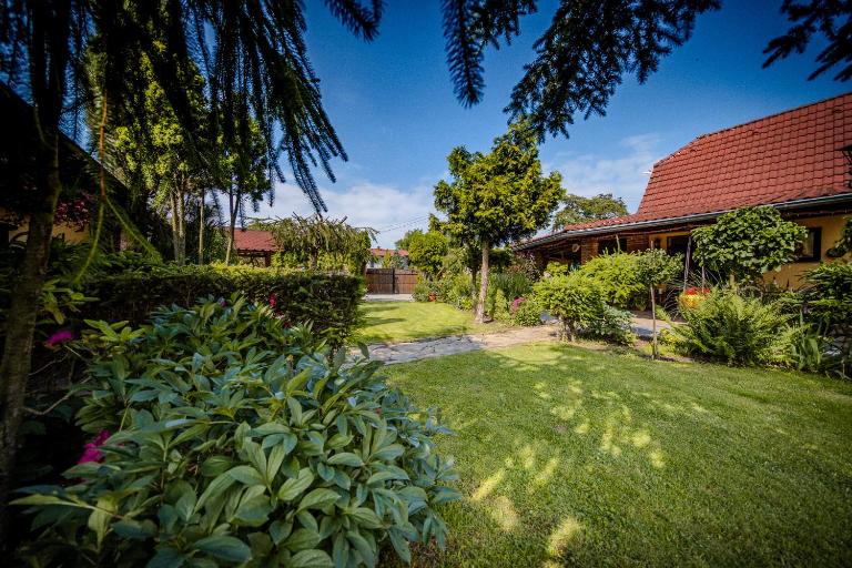 VillaFilippa - Bed and Breakfast Křesetice