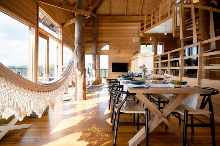 Esk Treehouse Cabin Unique Home with River Views - Bed and Breakfast Launceston