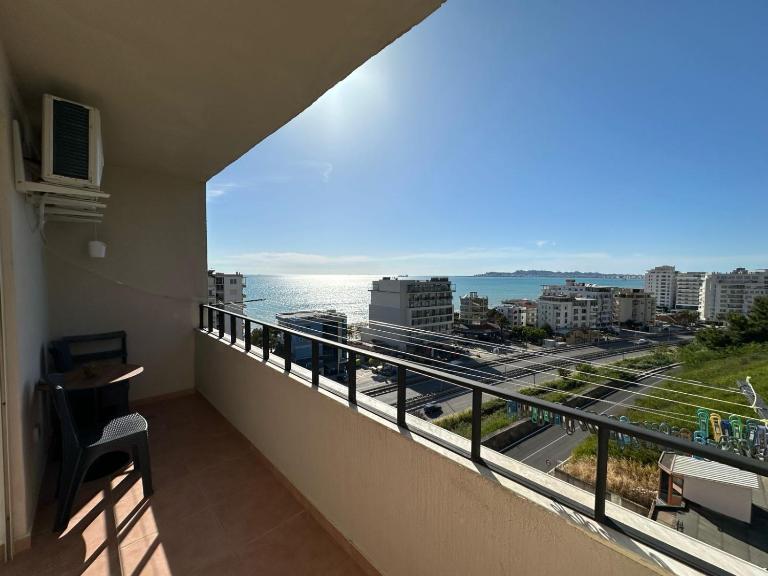 Sunset Beach Apartment - B&B Durrës