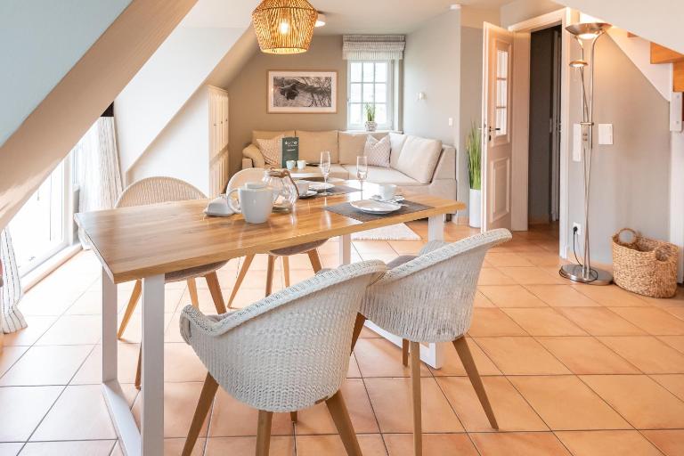 LH Strandgeflüster, App 2 - B&B Wenningstedt