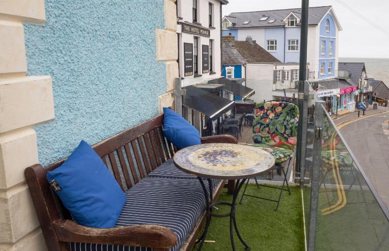 No. 1 Cliffside New Quay - Ferienwohnung New Quay