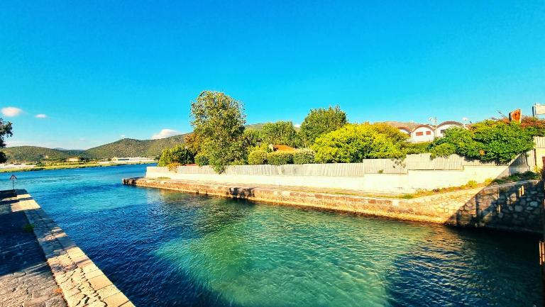 VILLA CECILIA sul LAGO fronte MARE - Chambres d'hôtes Sperlonga