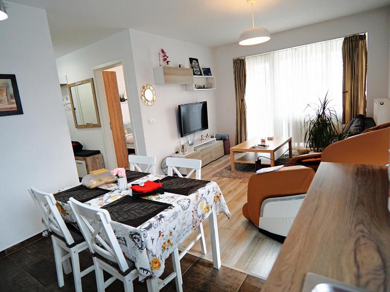 Relaxing Coresi Studio - Bed and Breakfast Braşov