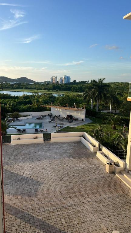Emerald Upscale Studio in Maho-Walking distance to beach - B&B Maho Reef