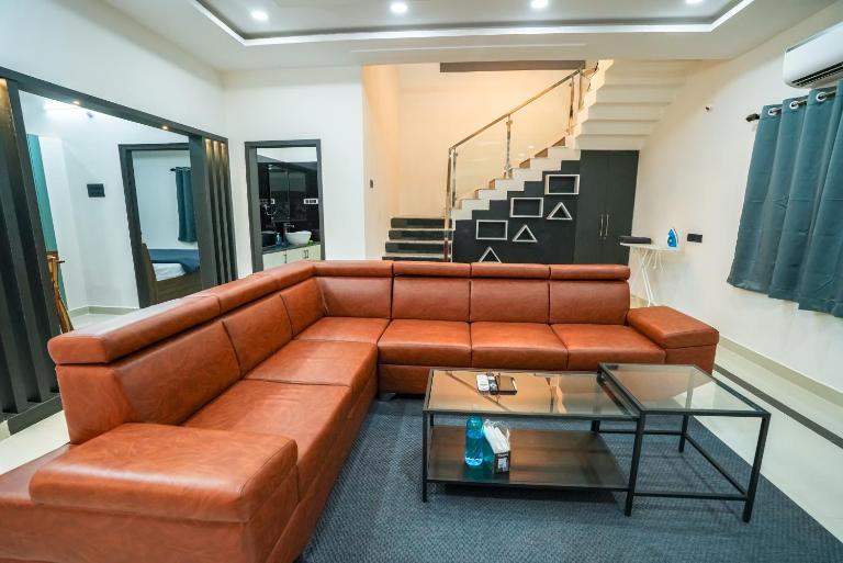 N Cube Serviced Apartments - Chambres d'hôtes Hyderabad