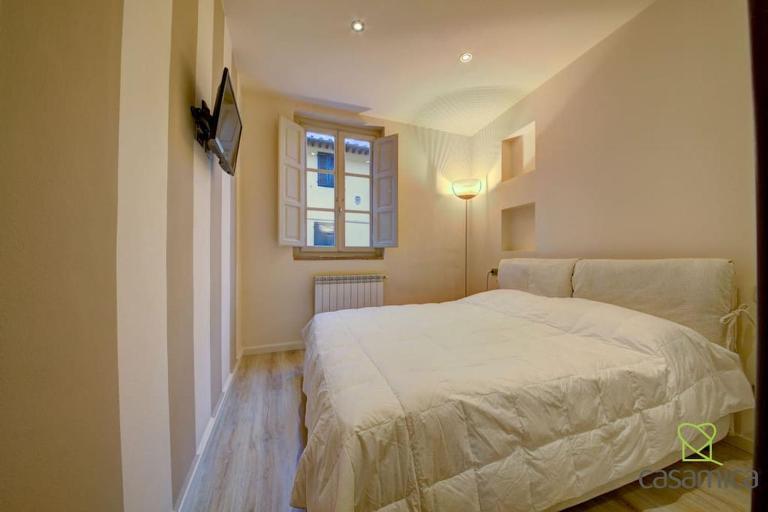 Golden Lily Lucca- Centro Storico - B&B Lucca