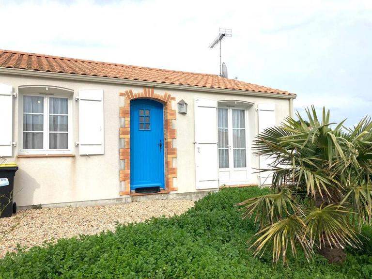 Maison calme avec garage et jardin clos avec ménage inclus - B&B Le Fenouiller