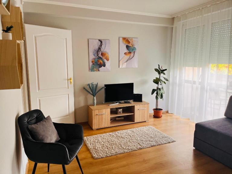 Zam-Zem Apartman - Ferienwohnung Hajduszoboszlo