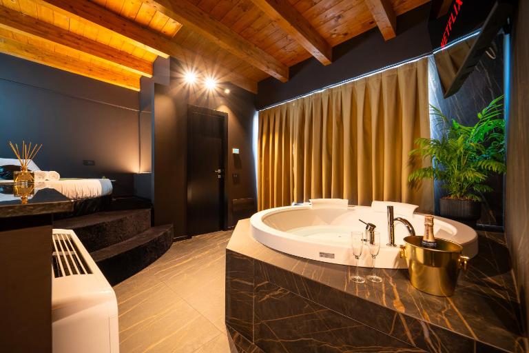 Cinquanta Sfumature Luxury Suites - Bed and Breakfast Cassano delle Murge