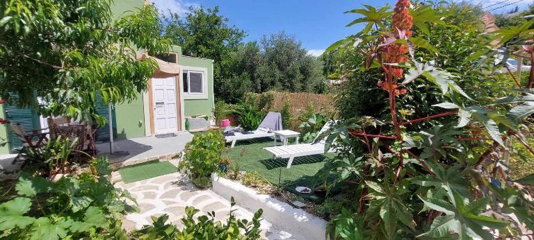 Afionas Das Grüne Haus - B&B Afiónas