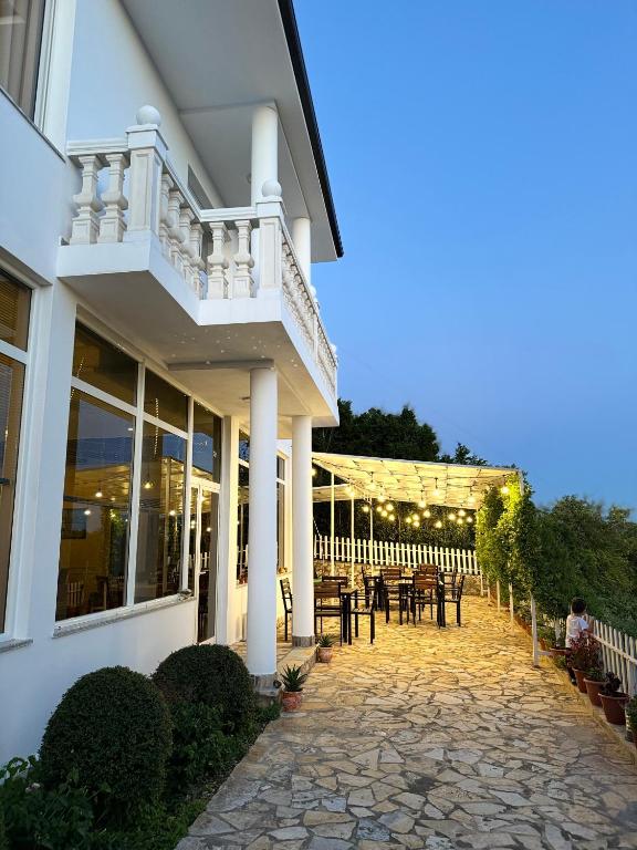 Vila Horizont - Chambres d'hôtes Baks-Rrjoll
