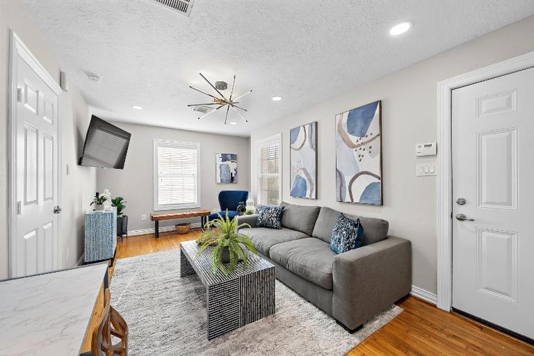 The Carriage House Retreat - Ferienwohnung Houston