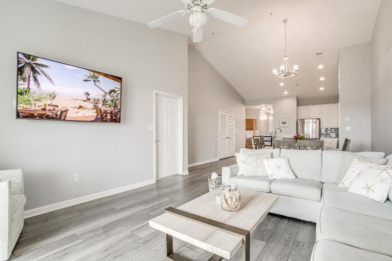 Pool, Beach Access! Canal-Front Ocean City Gem - B&B Ocean City