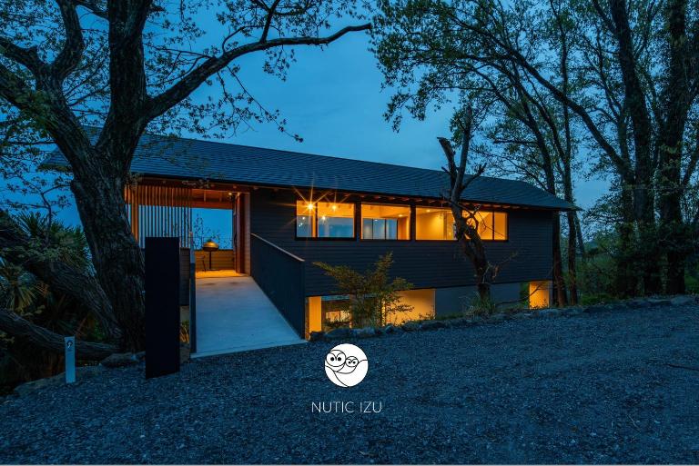 Nutic Izu - 伊豆の一棟貸切ホテル - B&B Itō
