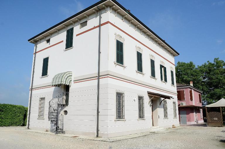 Corte Fitti guest house - Chambres d'hôtes Suzzara