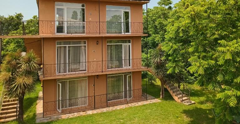 Guest house Gio - Bed and Breakfast Koboeleti