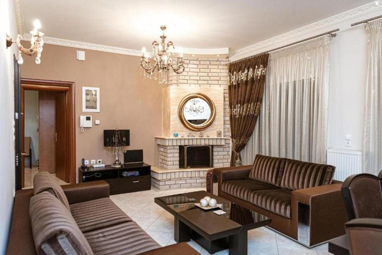 Vosinakis House in Volos - Chambres d'hôtes Volos