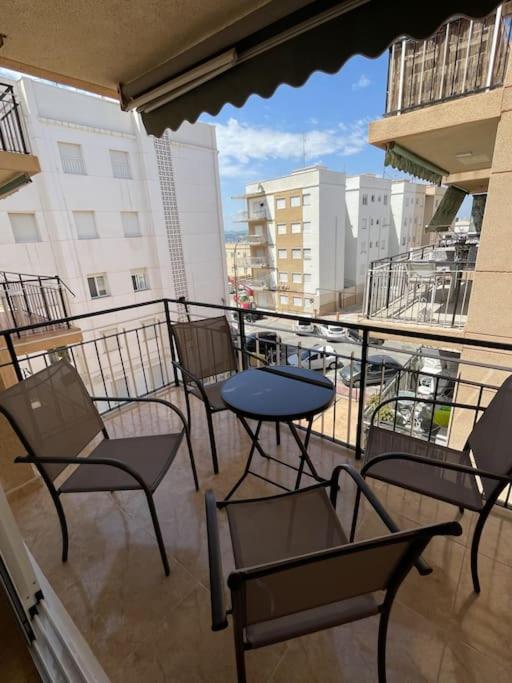 Gala House Santa Pola - Chambres d'hôtes Santa Pola