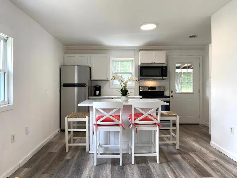 2 BR Modern Home - Visit Saratoga & Lake George - Ferienwohnung Queensbury