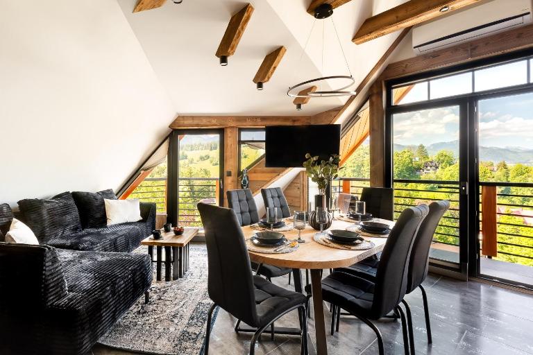MOUNTAIN BASE - Apartament Milton Bachledzki Wierch 4 - B&B Zakopane
