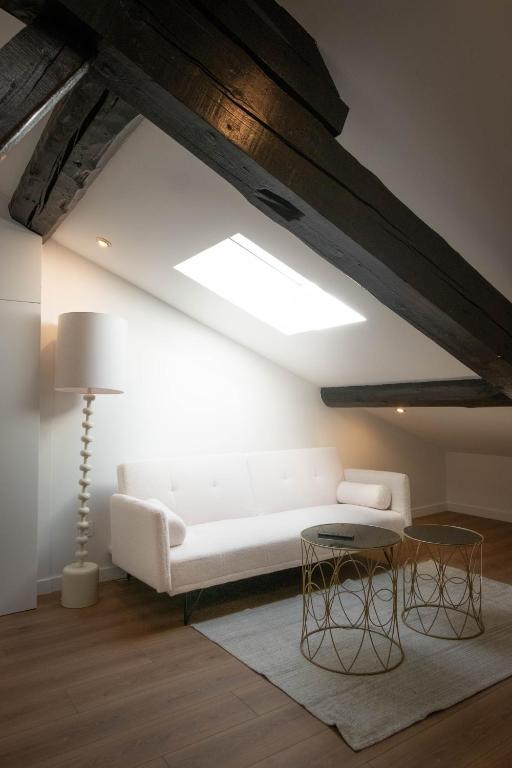 Barbera Casa Maja - terrasse - B&B Saint-Étienne