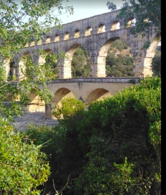 Meublé pont du Gard 4 personnes - Bed and Breakfast Remoulins