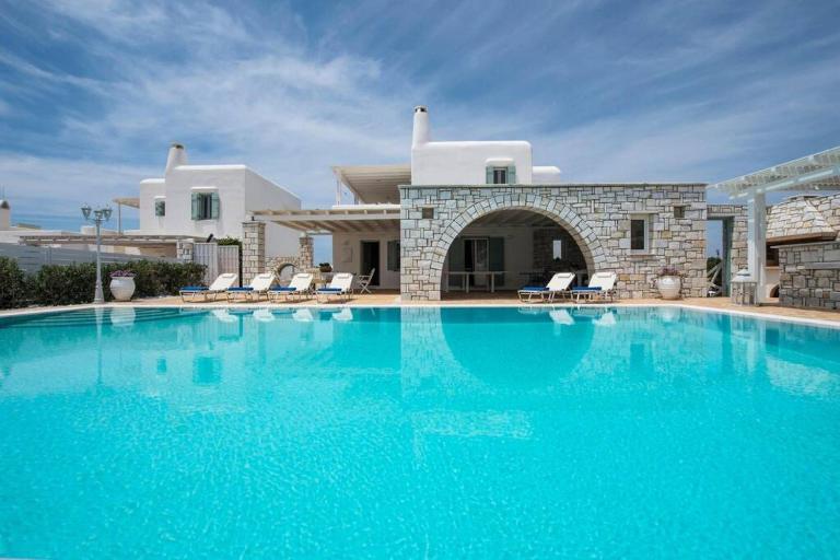 Villa Dionysos in Aliki - B&B Alyki