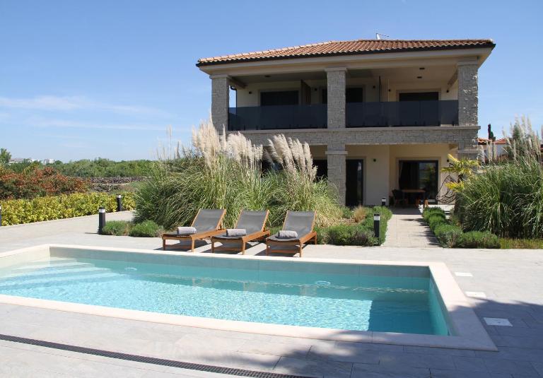 Villa Magneli - Ferienwohnung Brzac