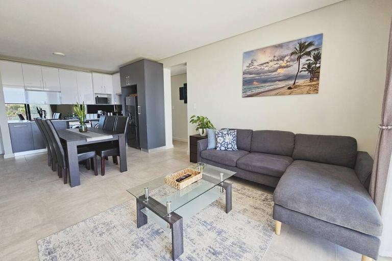 8 at Bella Mare Estate - B&B Port Elizabeth